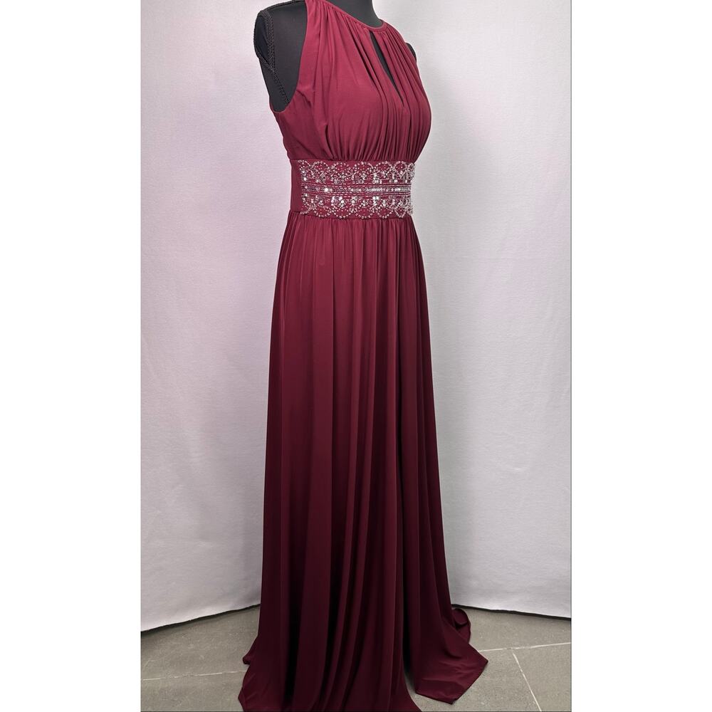 R&M Richards Wine Beaded Halter Evening Gown Keyhole Neck Maxi Dress Size 8 - Picture 6 of 15